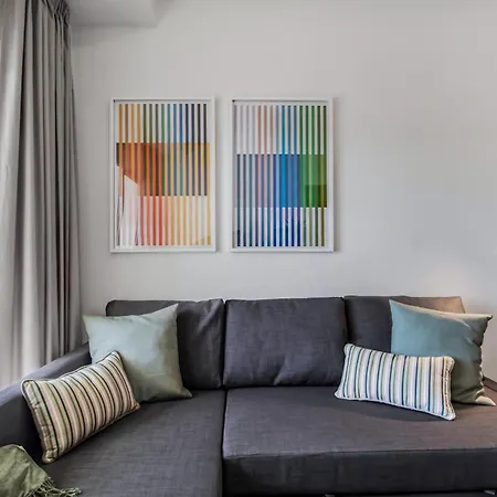 דירה Shine אגאטה