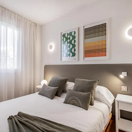 Shine דירה אגאטה