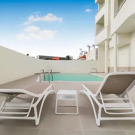 Shine Apartment